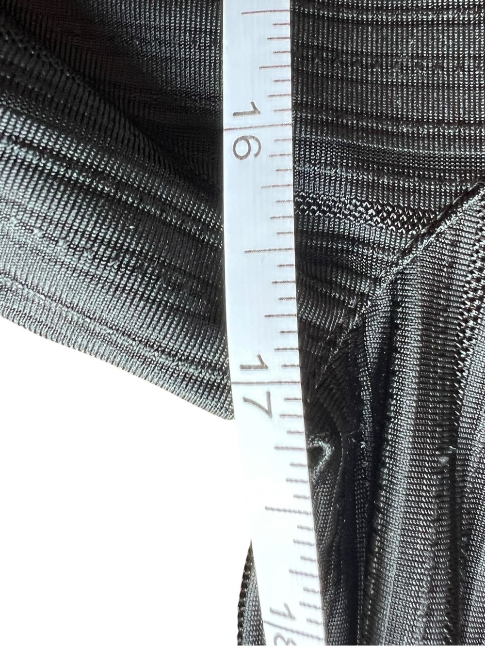 Express Women's Black Striped Button-Up Shirt size large - Picture 7 of 8